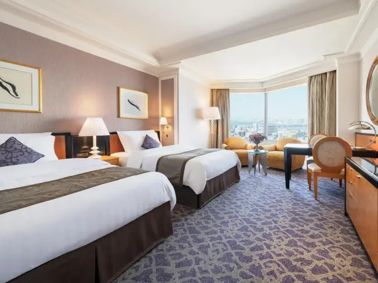 Twin Room at Hotel Hankyu International