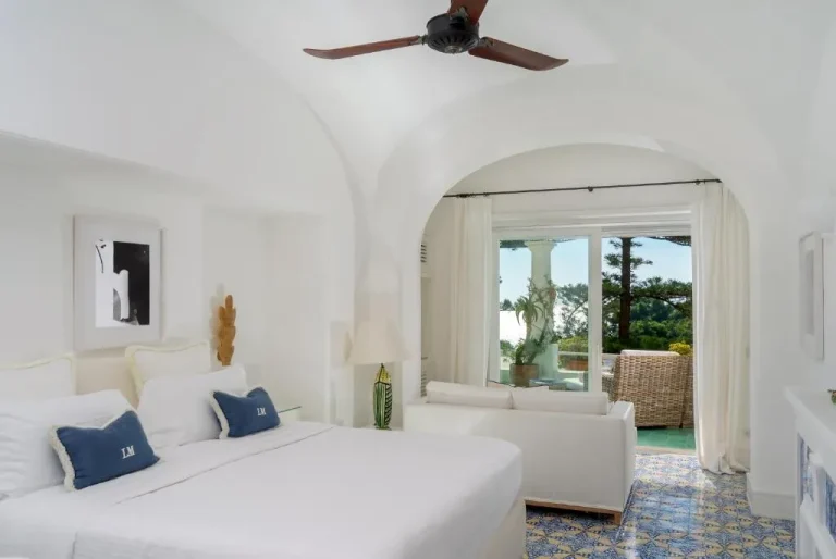 Cozy guest room at Hotel La Minerva in Capri