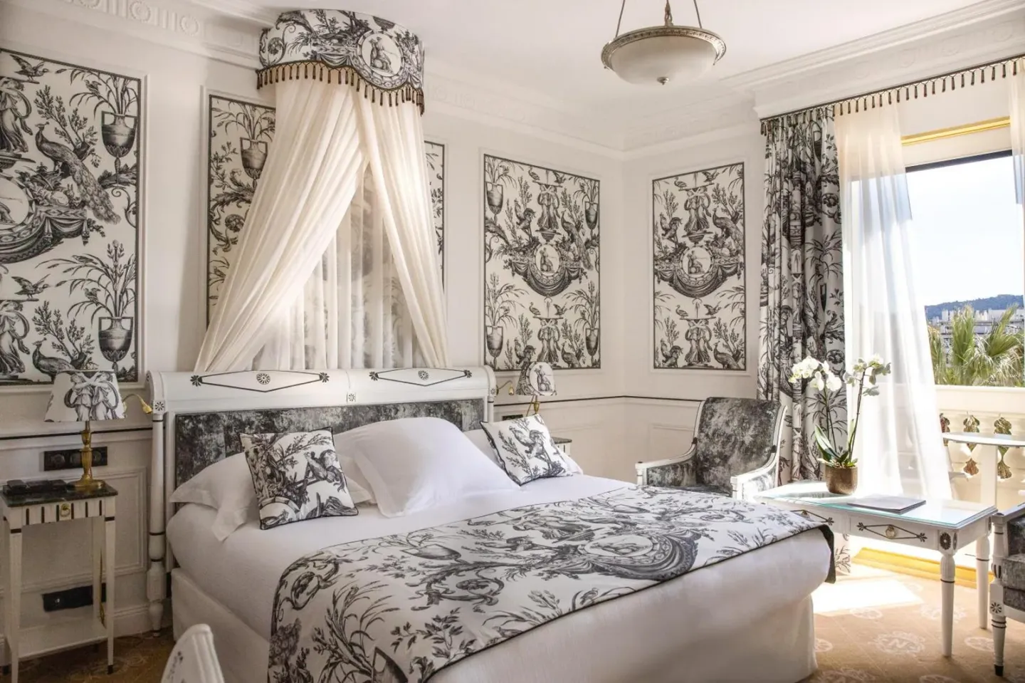 Suite classique à l'Hôtel Le Negresco à Nice