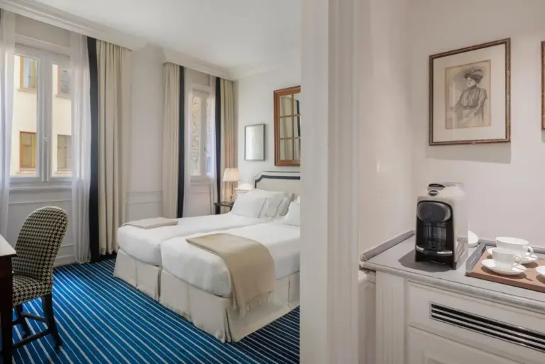 Chambre deluxe avec station de café à l'Hôtel Lungarno