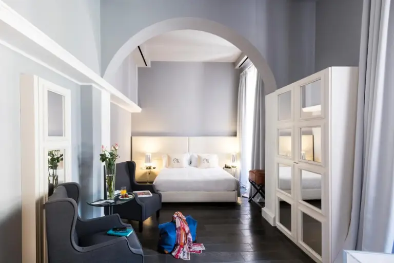 Modern suite in Hotel Metropole Taormina