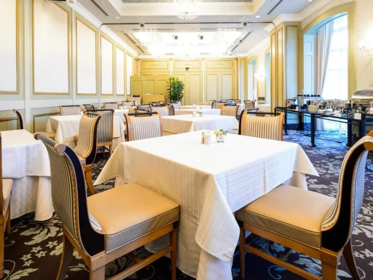 Área de comedor en Hotel Monterey Akasaka, Tokio