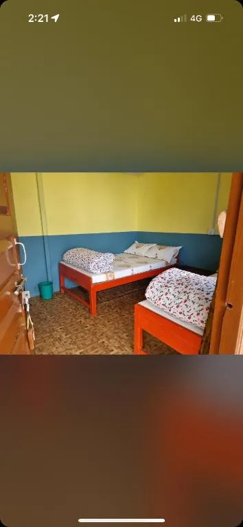 Chambre d'hôte confortable à l'Hotel New Laligurans à Pokhara