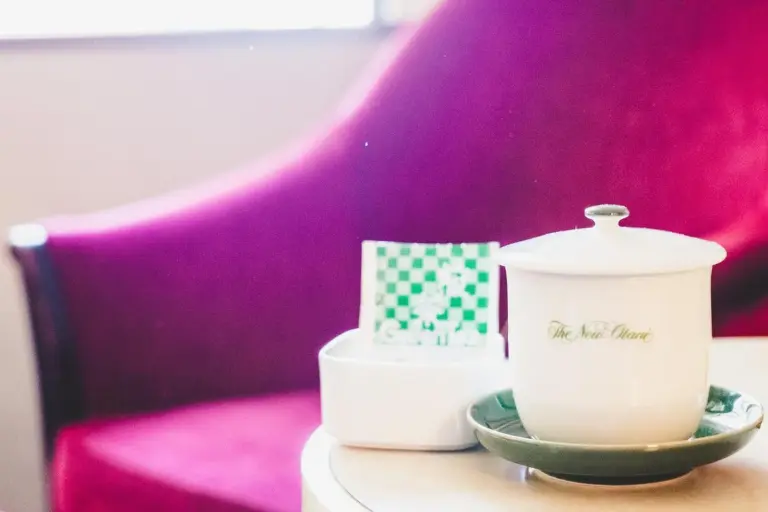 Set de té en una habitación del Hotel New Otani Hakata