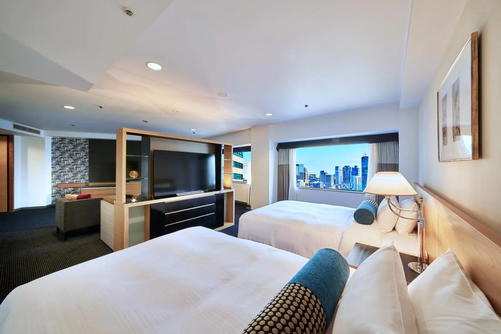 Deluxe Twin Room at Hotel New Otani Tokyo Garden Tower