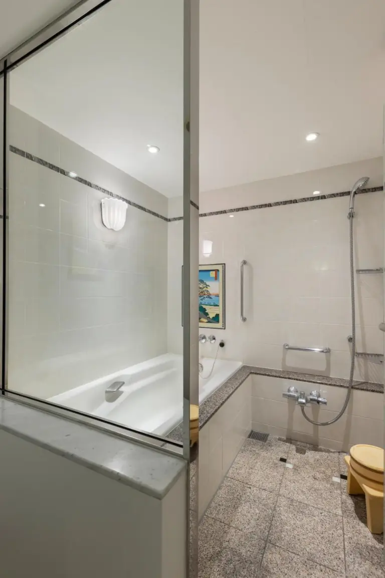 Modern Bathroom at Hotel New Otani Tokyo Garden Tower