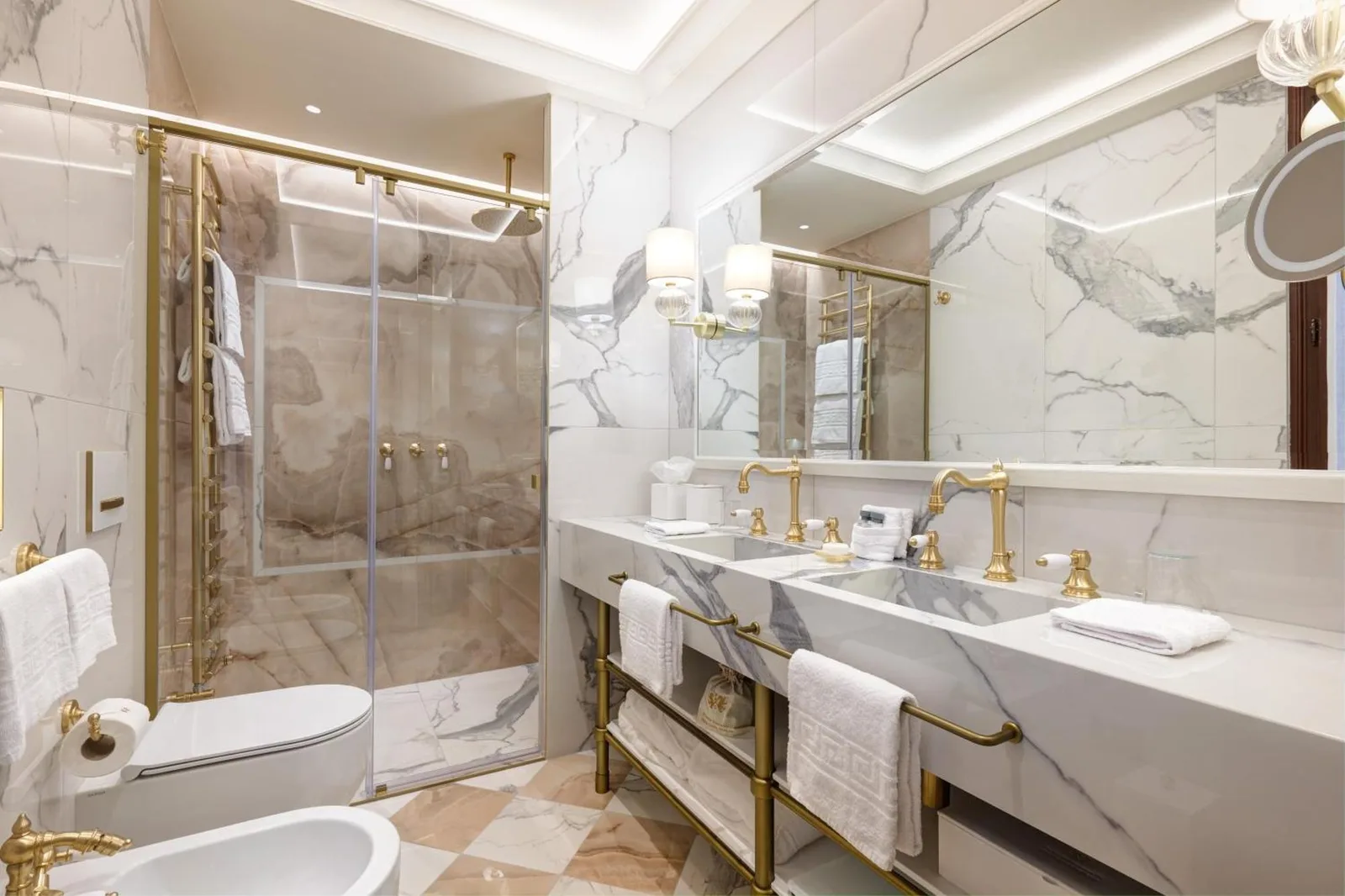 Elegant bathroom at Hotel Palazzo Giovanelli e Gran Canal in Venice