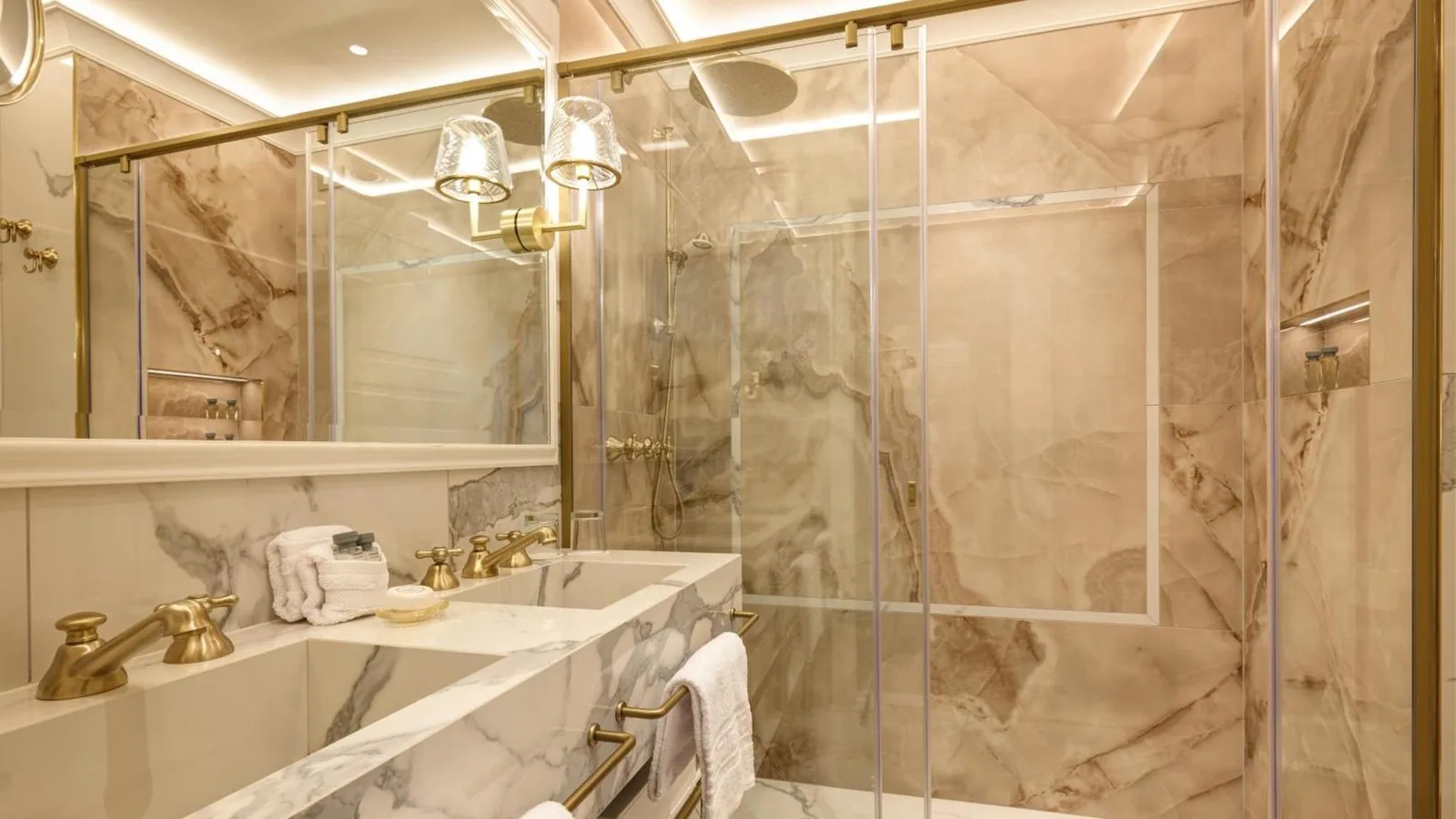 Modern Bathroom