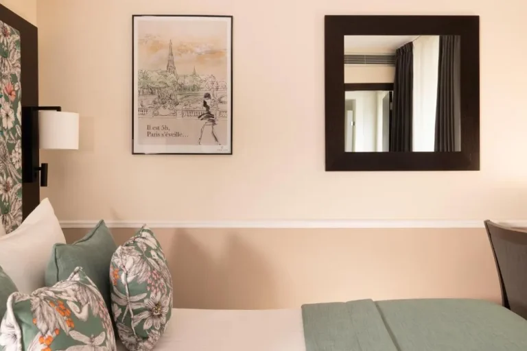 Decor in a guest room at Hotel Park Lane Paris
