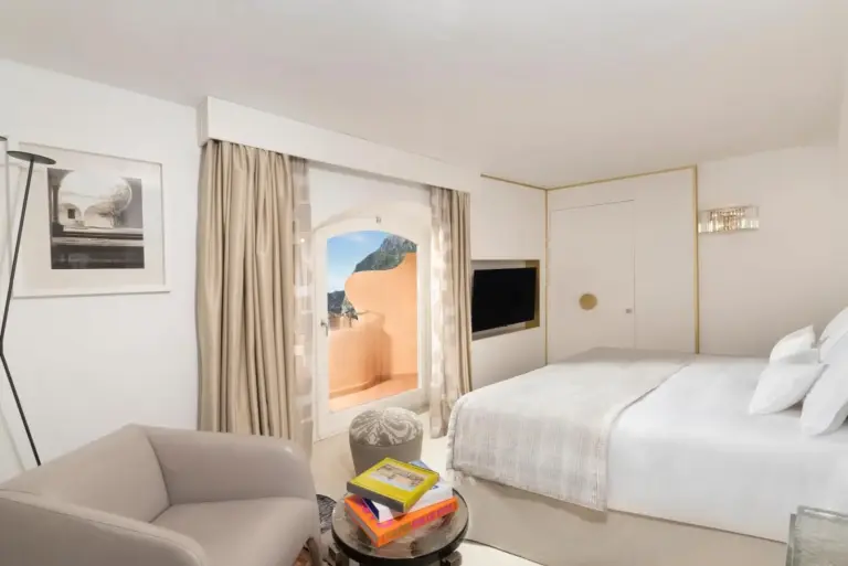 Habitación acogedora en Hotel Punta Tragara en Capri