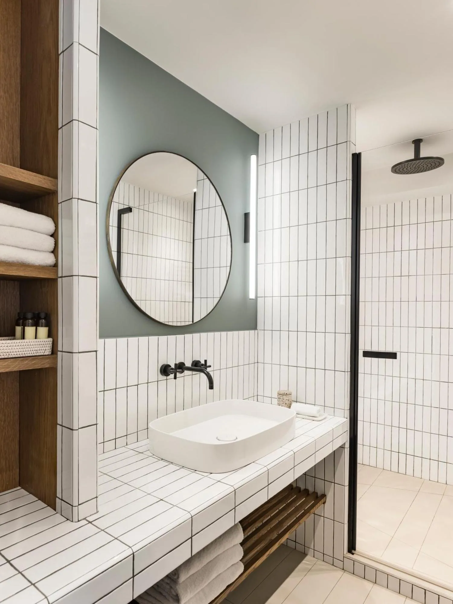 Baño elegante en Hôtel & Spa Belle Plage