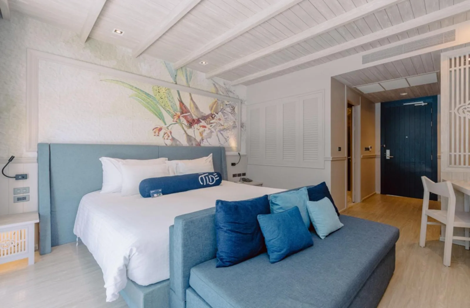 Moderne Unterkunft im Hotel Tide Phuket Beachfront