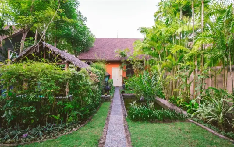 Pathway leading to rooms at Hotel Tugu Lombok