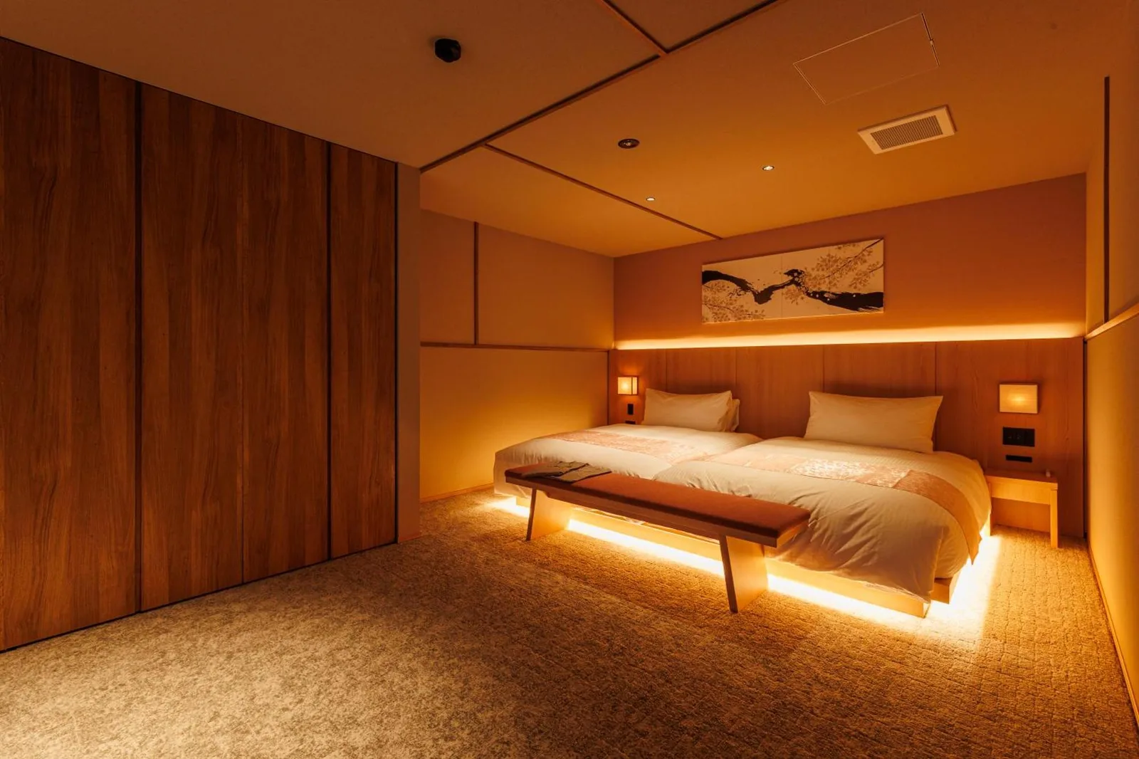 Nara Kasuga Deer Hotel twin bedroom design