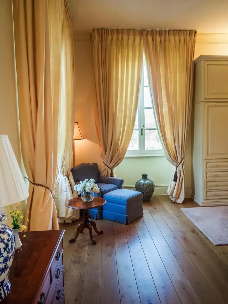 Relaxing corner in a room at Hotel Villa Casanova in Lucca, Italy