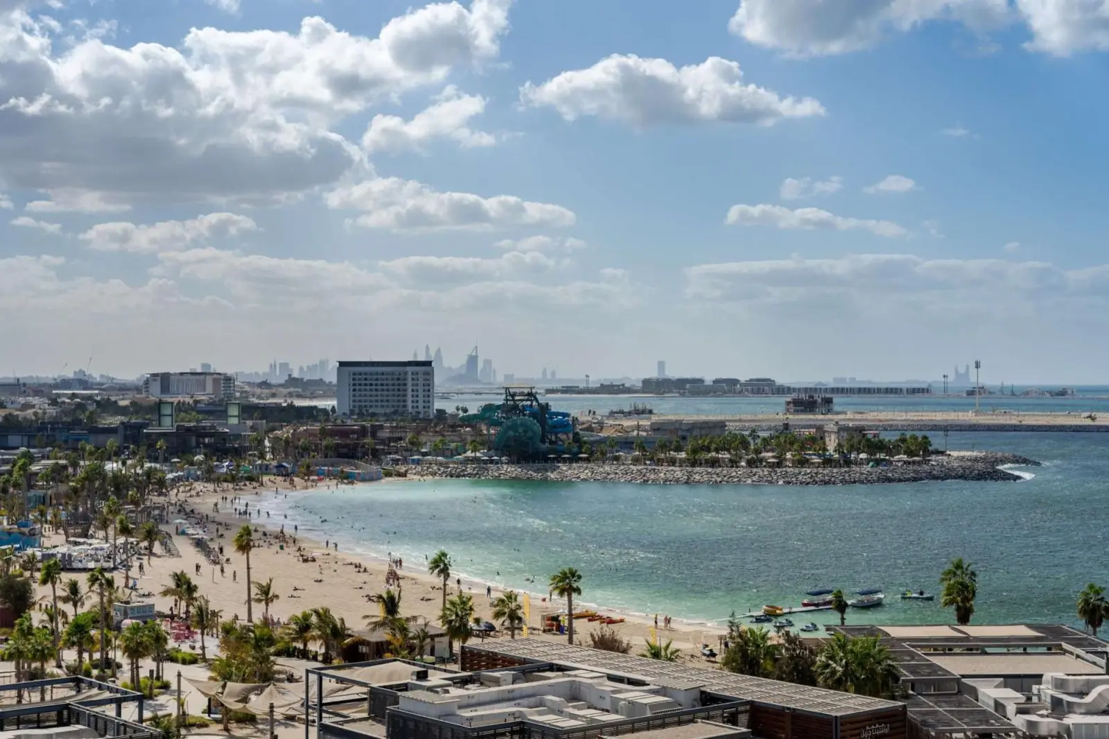 Vista de la playa desde Hyatt Centric Jumeirah Dubái