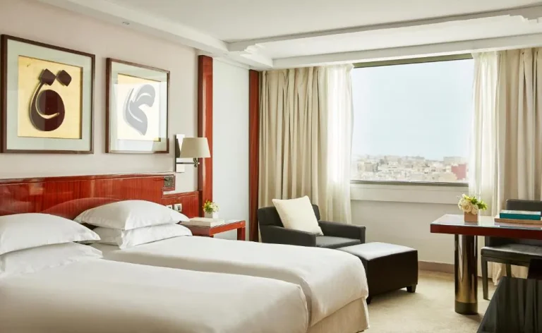Chambre supérieure twin avec vue sur la ville au Hyatt Regency Casablanca