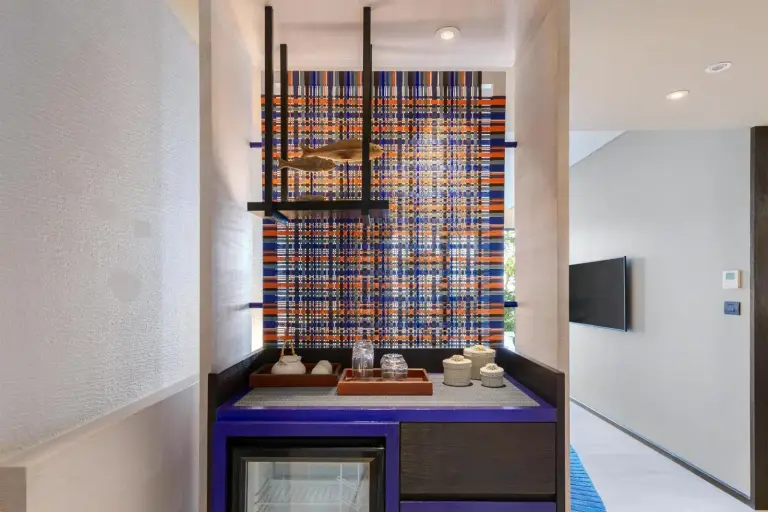 Mini Bar Area