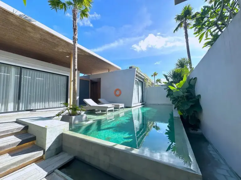 INSPIRA Seminyak pool area with sun loungers