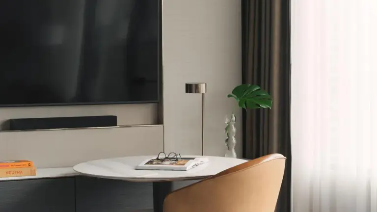 InterContinental Bangkok gemütliche Arbeitsplatzgestaltung in einem Zimmer.