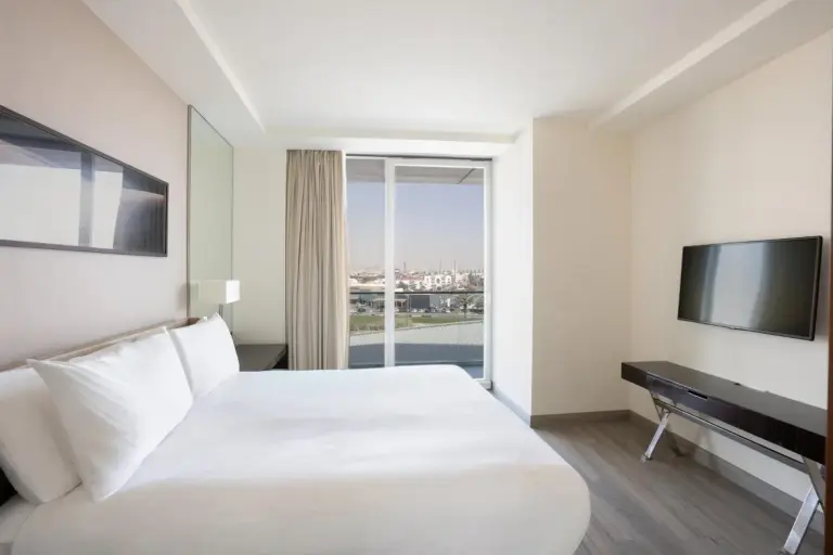 InterContinental Residence Suites Dubai Festival City cozy bedroom