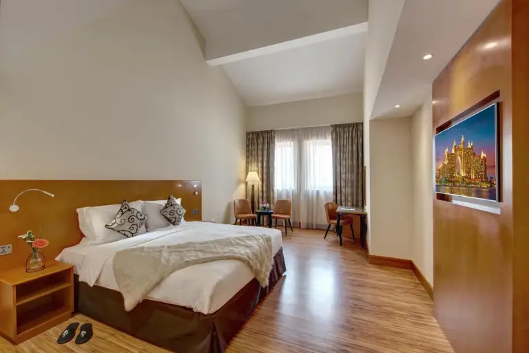 J5 Villas Holiday Homes Barsha Gardens, in Dubai