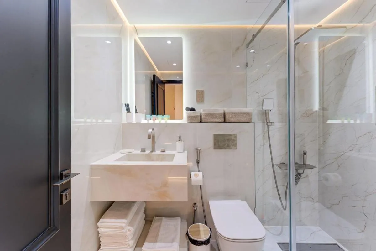 Baño de lujo en el apartamento de 2 dormitorios en Dubai