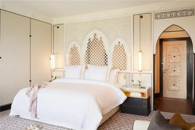 Dormitorio de lujo en Jumeirah Mina Al Salam Dubai