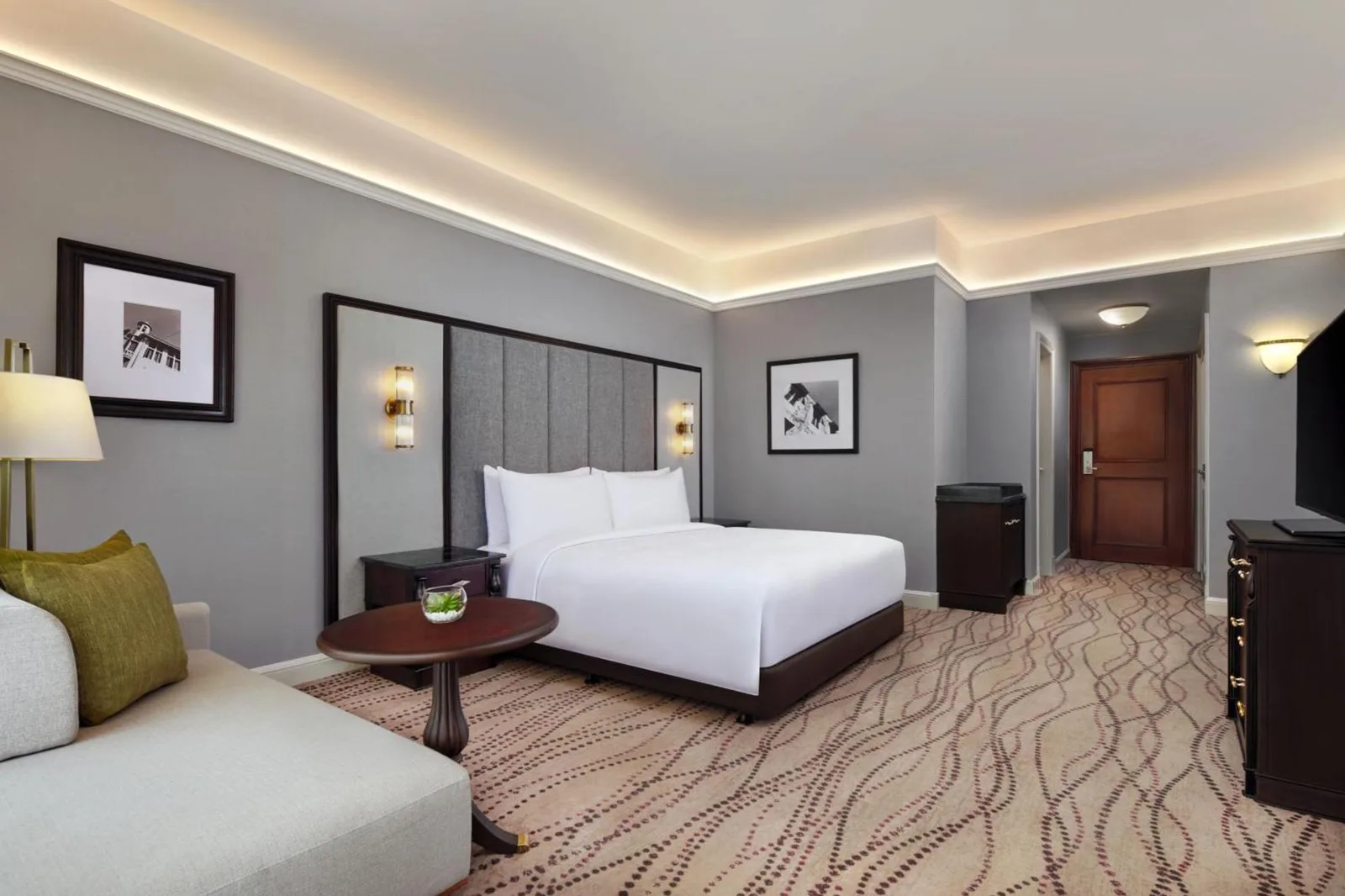 JW Marriott Hotel Surabaya modern guest room
