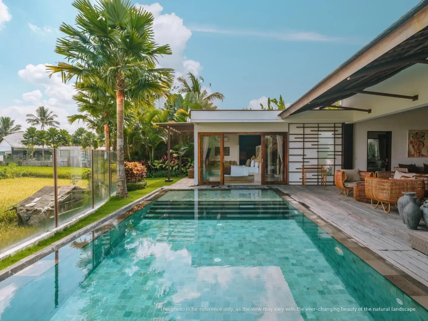 Zona de piscina privada de K Club Ubud con vistas naturales