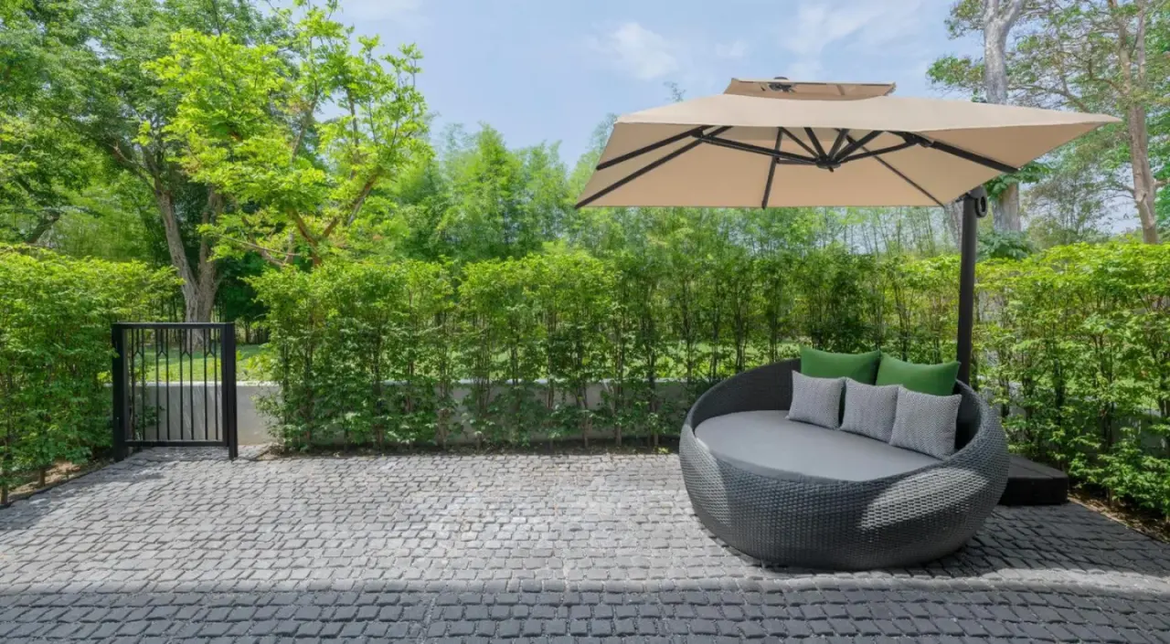 Outdoor Seating Area