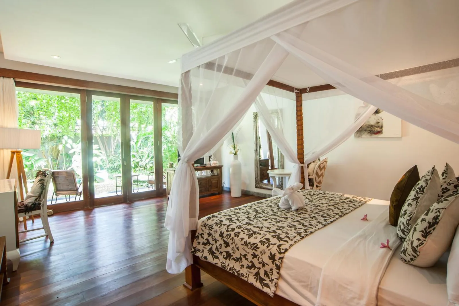 Kamehameha Luxury Villa in Seminyak elegant bedroom with floral bedding
