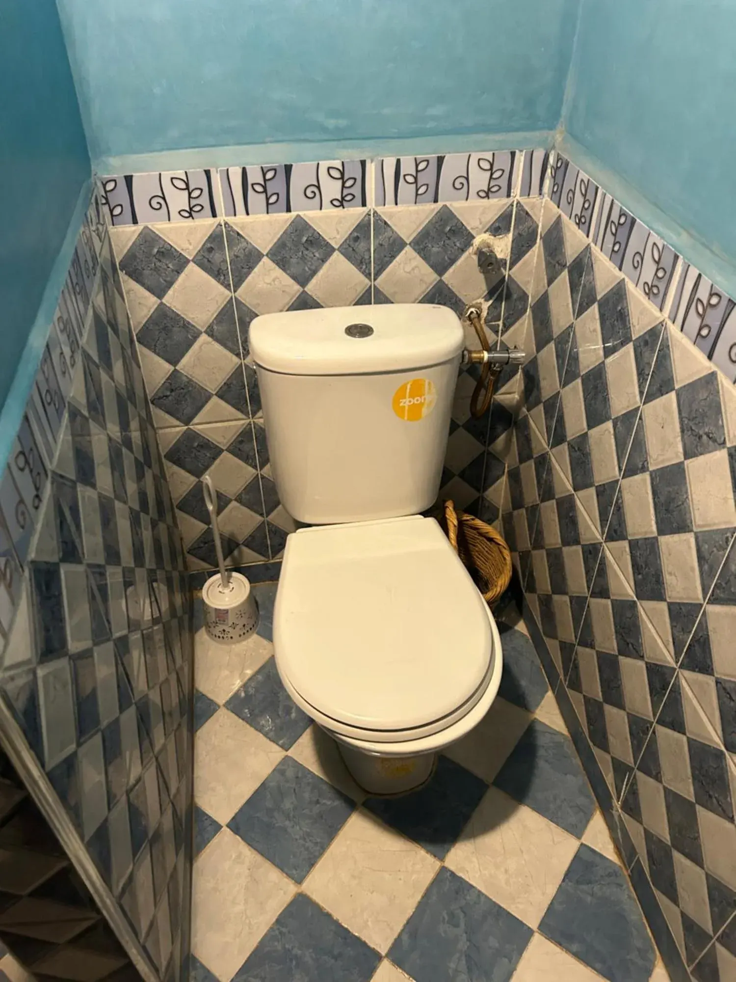Espace toilettes dans la salle de bains au Kasbah Planet Sahara hotel à Merzouga