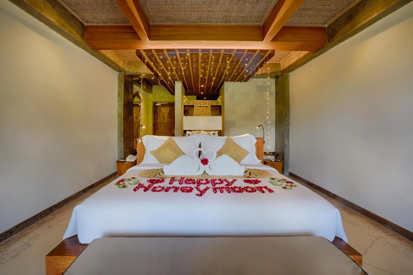 Flitterwochen-Suite im Kastara Resort, Ubud