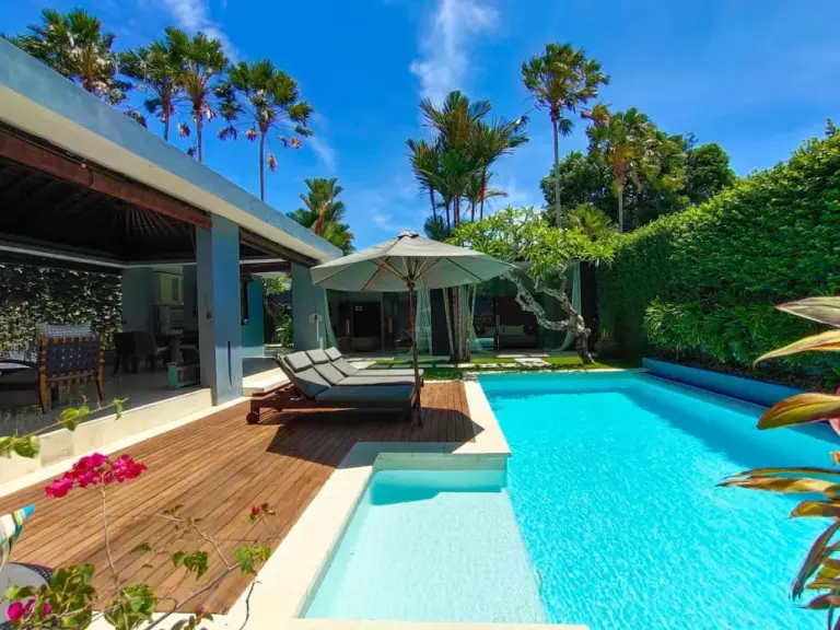 Kembali Villas Seminyak - Poolside View