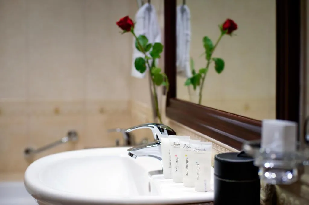 Bathroom details at Kempinski Hotel Palm Jumeirah