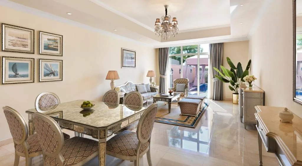 Dining and living area at Kempinski Hotel Palm Jumeirah