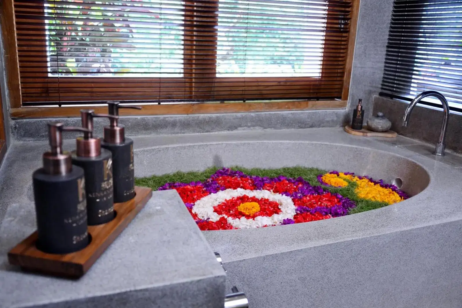 Kenran Resort Ubud By Soscomma flower bath