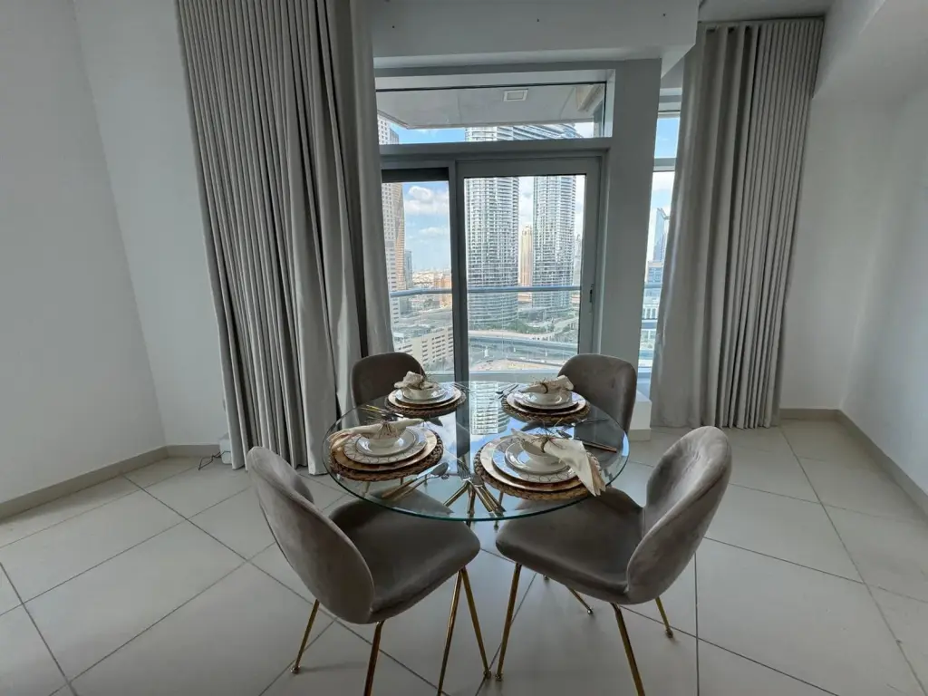 Kensington 1BR at The Lofts East Downtown