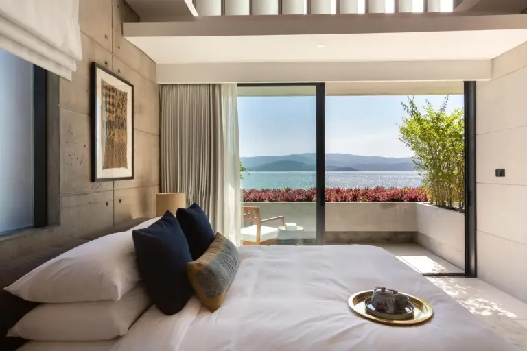 Chambre des Kerem Luxury Beachfront Villas avec belle vue
