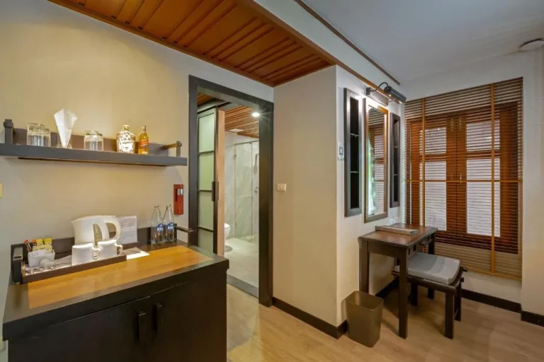 Room amenities at Khaolak Merlin Resort