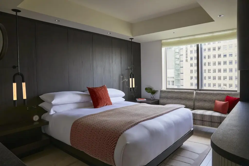Kimpton Shinjuku Tokyo by IHG