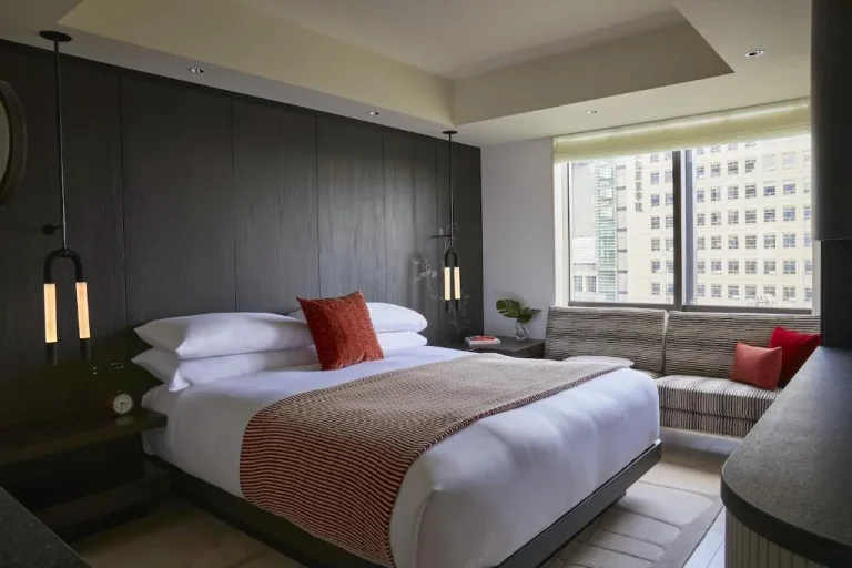 Kimpton Shinjuku Tokyo by IHG