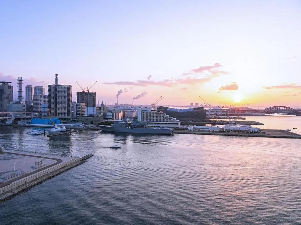 Port view from Kobe Meriken Park Oriental Hotel