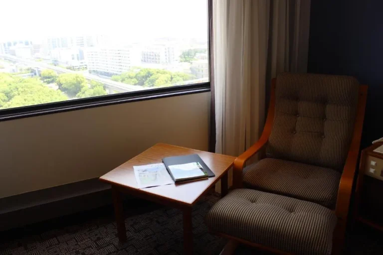 Seating area with a view at Kobe Portopia Hotel