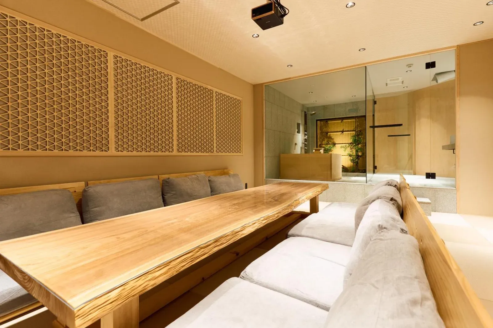 Zona de salón de KONJAKUSO Osaka Tempozan