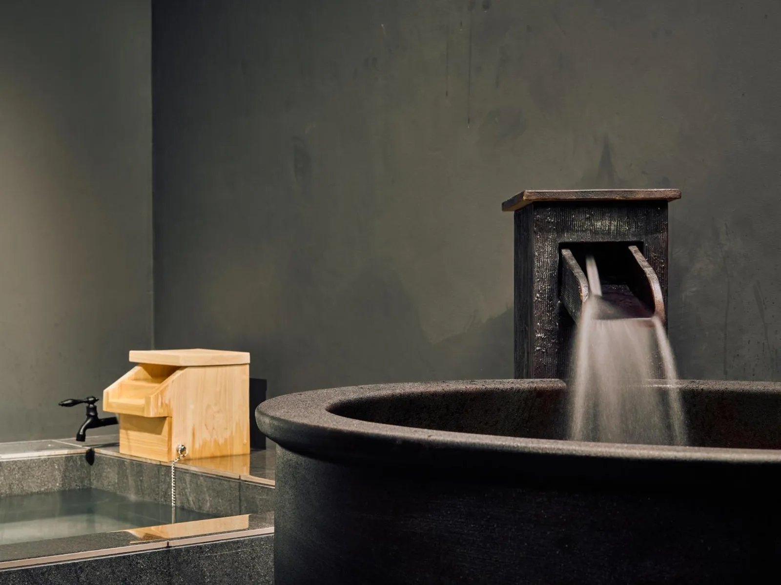 Baño de aguas termales en KONJAKUSO OSAKA TSUTENKAKU MUSHIBUROYA Sauna Villa