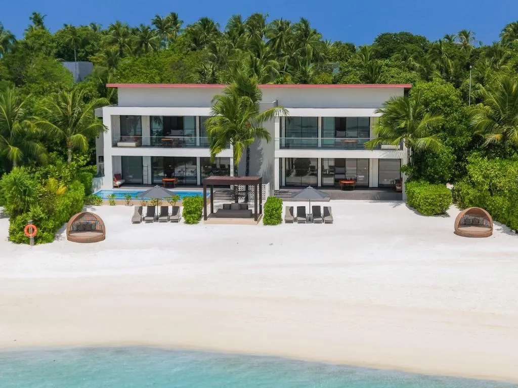 Beachfront villa at Kuda Villingili Maldives