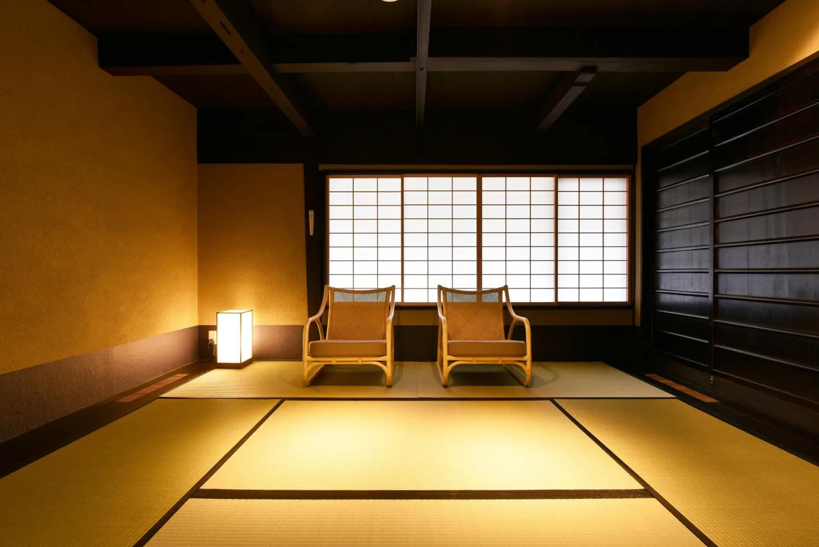 Kuraya Nanseicho cozy lounge area