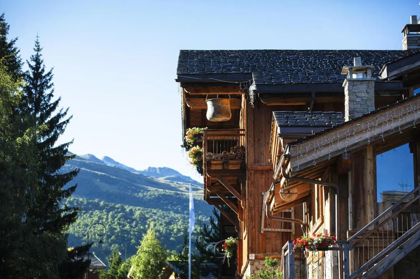 Vista exterior de La Bouitte - Hôtel Relais & Châteaux en Courchevel